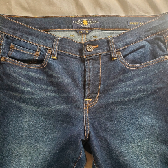 Lucky Brand Women's Dark Washed Boot Cut Mid Rise Jeans Size 12 - Picture 12 of 13